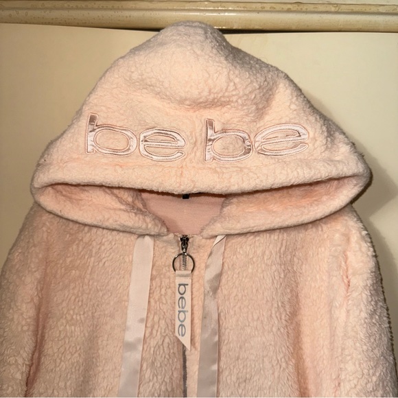 Bebe pink logo Sherpa jacket with hoodie women’s size Large - Picture 3 of 12